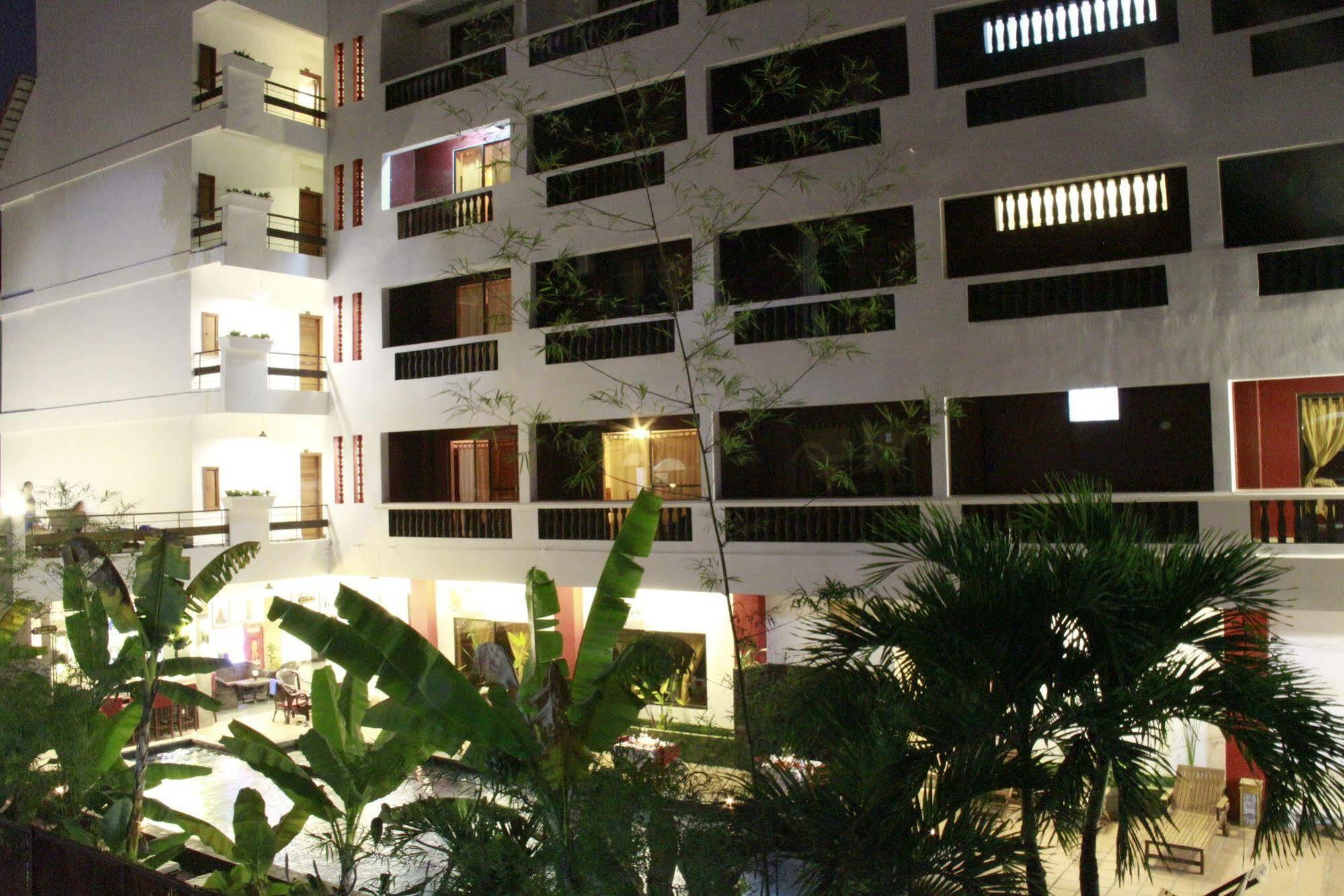 Mekong Angkor Deluxe Hotel Siem Reap Zewnętrze zdjęcie